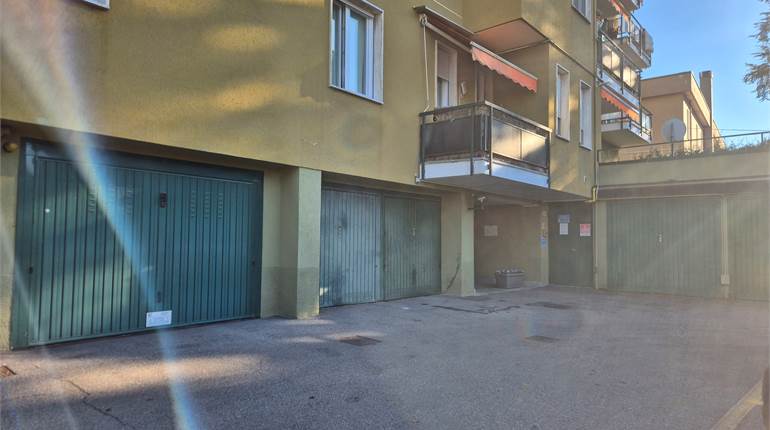Trilocale con box singolo e cantina a Sagnino 