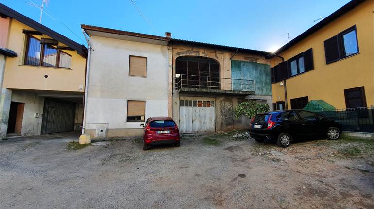 Ampio Rustico a Fenegro'